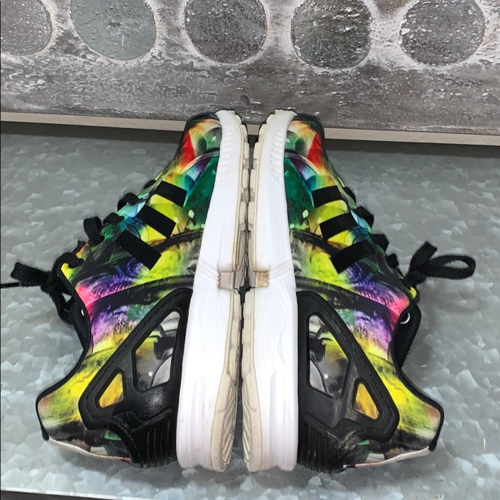 Shoes - Picture 5 of 6